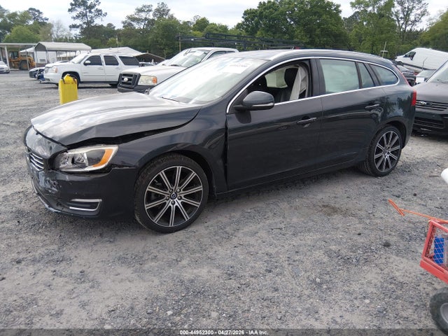 2015 Volvo V60 T5 Platinum მანქანა იყიდება აუქციონზე, vin: YV140MEM6F1220602, აუქციონის ნომერი: 44952300