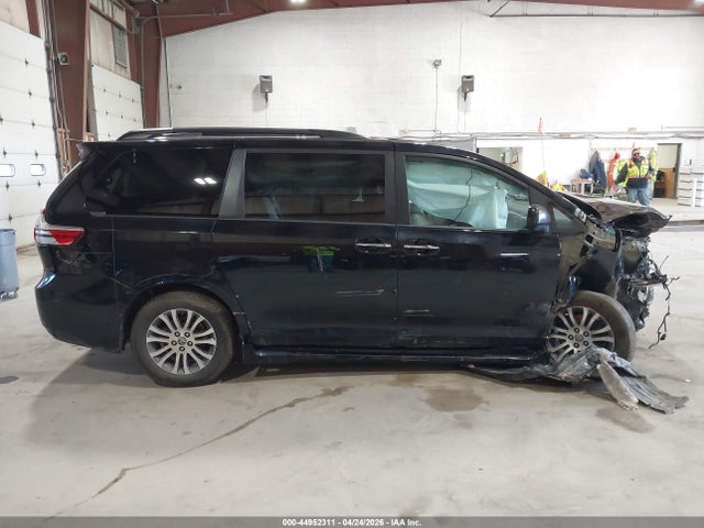 Продажа на аукционе авто 2019 Toyota Sienna Xle 8 Passenger, vin: 5TDYZ3DC9KS009701, номер лота: 44952311