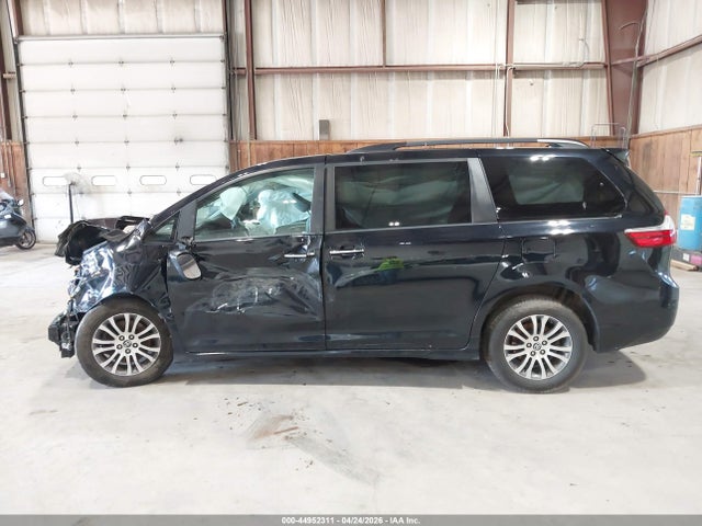 Продажа на аукционе авто 2019 Toyota Sienna Xle 8 Passenger, vin: 5TDYZ3DC9KS009701, номер лота: 44952311