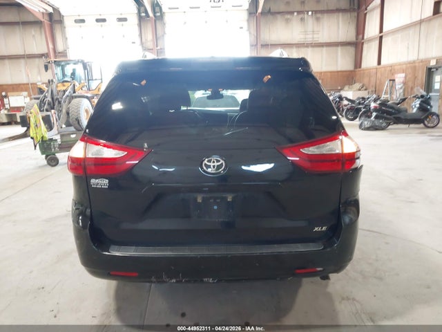 Продажа на аукционе авто 2019 Toyota Sienna Xle 8 Passenger, vin: 5TDYZ3DC9KS009701, номер лота: 44952311
