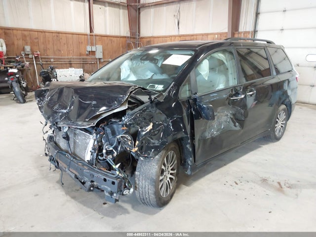 Продажа на аукционе авто 2019 Toyota Sienna Xle 8 Passenger, vin: 5TDYZ3DC9KS009701, номер лота: 44952311