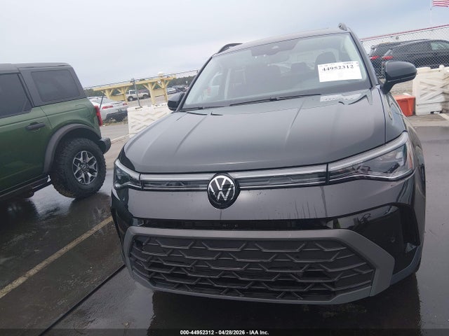 Продажа на аукционе авто 2025 Volkswagen Taos 1.5t Se Black, vin: 3VV2C7B21SM054884, номер лота: 44952312