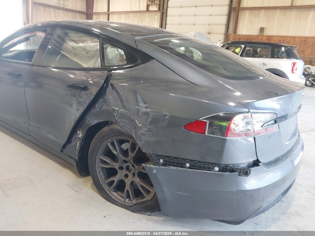 2021 Tesla Model S Long Range Dual Motor All-wheel Drive მანქანა იყიდება აუქციონზე, vin: 5YJSA1E53MF440799, აუქციონის ნომერი: 44952318