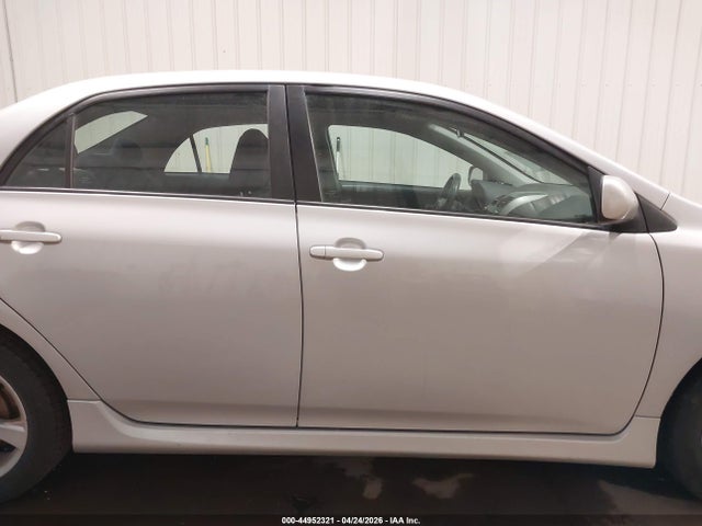 Aukcja sprzedaży 2011 Toyota Corolla S, vin: 2T1BU4EE2BC684454, numer aukcji: 44952321