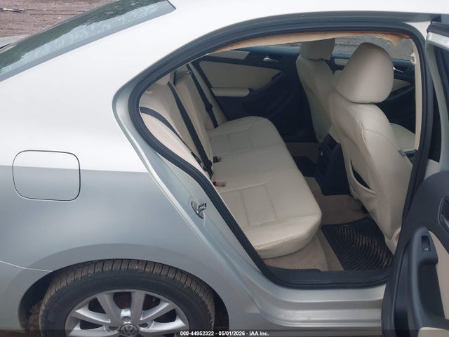 2011 Volkswagen Jetta 2.5l Se მანქანა იყიდება აუქციონზე, vin: 3VWDX7AJ1BM389550, აუქციონის ნომერი: 44952322