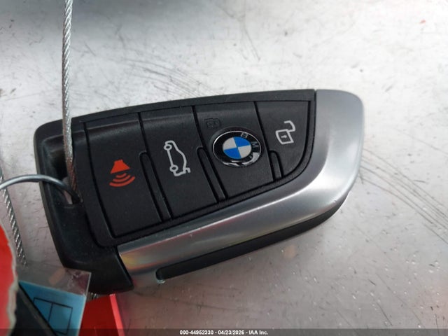 44952330 :رقم المزاد ، 3MW89CW07T8G26296 vin ، 2026 Bmw 330i Xdrive Na مزاد بيع