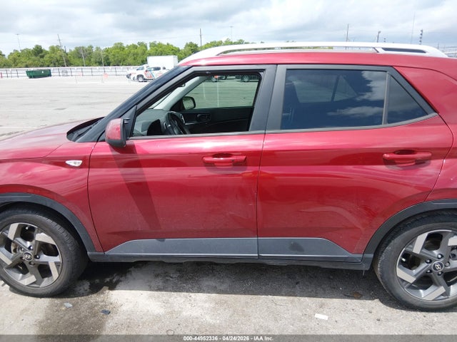 Продажа на аукционе авто 2024 Hyundai Venue Limited, vin: KMHRC8A37RU294343, номер лота: 44952336