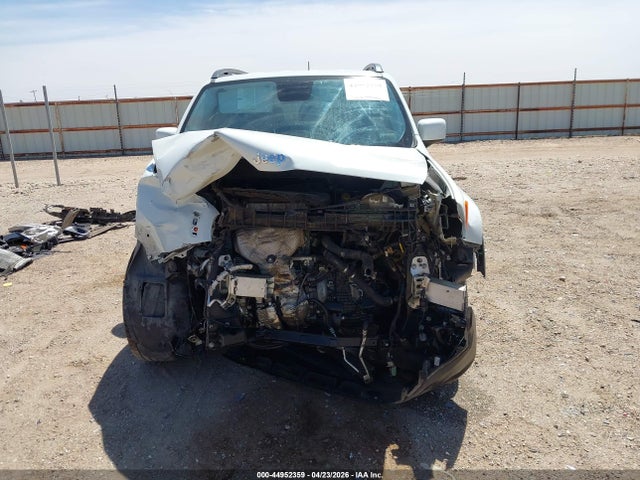 2015 Jeep Renegade Latitude მანქანა იყიდება აუქციონზე, vin: ZACCJABT7FPC35425, აუქციონის ნომერი: 44952359