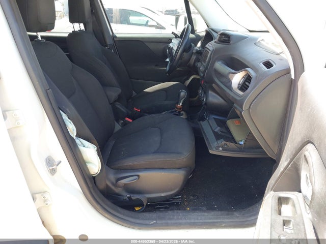 2015 Jeep Renegade Latitude მანქანა იყიდება აუქციონზე, vin: ZACCJABT7FPC35425, აუქციონის ნომერი: 44952359