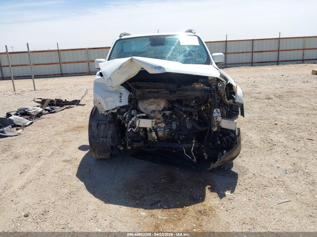 2015 Jeep Renegade Latitude მანქანა იყიდება აუქციონზე, vin: ZACCJABT7FPC35425, აუქციონის ნომერი: 44952359