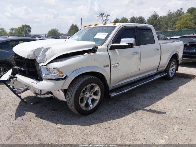 2017 Ram 1500 Laramie  4x2 6'4 Box მანქანა იყიდება აუქციონზე, vin: 1C6RR6VT2HS620987, აუქციონის ნომერი: 44952362
