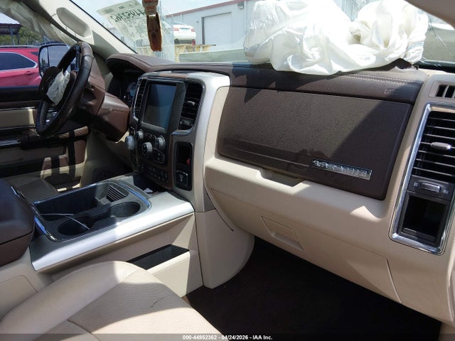 2017 Ram 1500 Laramie  4x2 6'4 Box მანქანა იყიდება აუქციონზე, vin: 1C6RR6VT2HS620987, აუქციონის ნომერი: 44952362