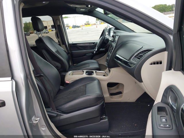 Продажа на аукционе авто 2019 Dodge Grand Caravan Sxt, vin: 2C4RDGCG5KR669399, номер лота: 44952370