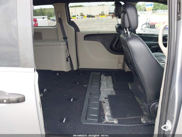 Продажа на аукционе авто 2019 Dodge Grand Caravan Sxt, vin: 2C4RDGCG5KR669399, номер лота: 44952370