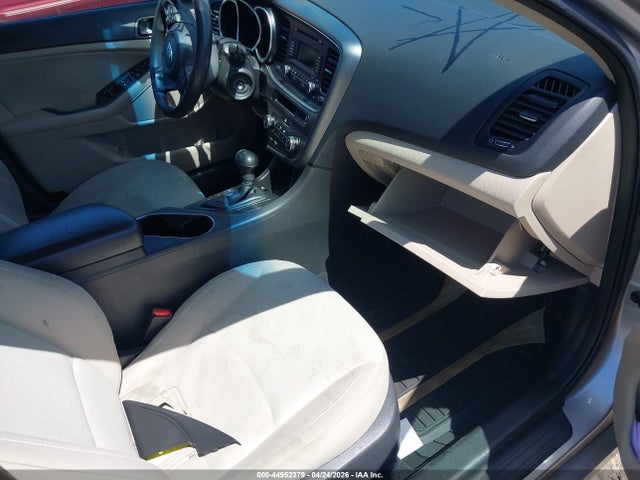 2015 Kia Optima Lx მანქანა იყიდება აუქციონზე, vin: 5XXGM4A78FG372456, აუქციონის ნომერი: 44952379