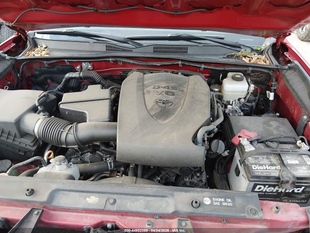 3TMCZ5AN3KM213695 Toyota Tacoma Trd Off Road