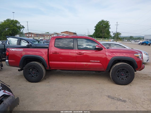 3TMCZ5AN3KM213695 Toyota Tacoma Trd Off Road