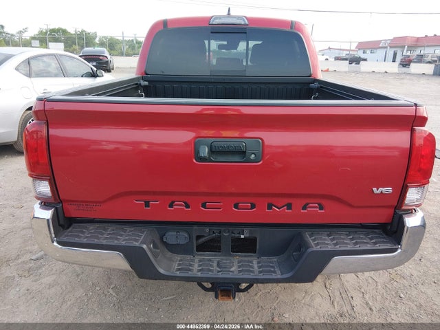 3TMCZ5AN3KM213695 Toyota Tacoma Trd Off Road