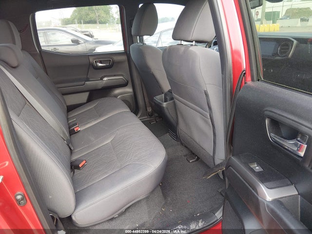 3TMCZ5AN3KM213695 Toyota Tacoma Trd Off Road