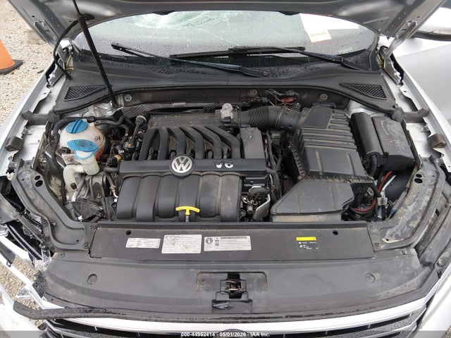Продаж на аукціоні авто 2017 Volkswagen Passat V6 Sel Premium, vin: 1VWCM7A30HC060919, номер лоту: 44952414