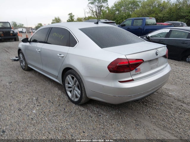 Продаж на аукціоні авто 2017 Volkswagen Passat V6 Sel Premium, vin: 1VWCM7A30HC060919, номер лоту: 44952414
