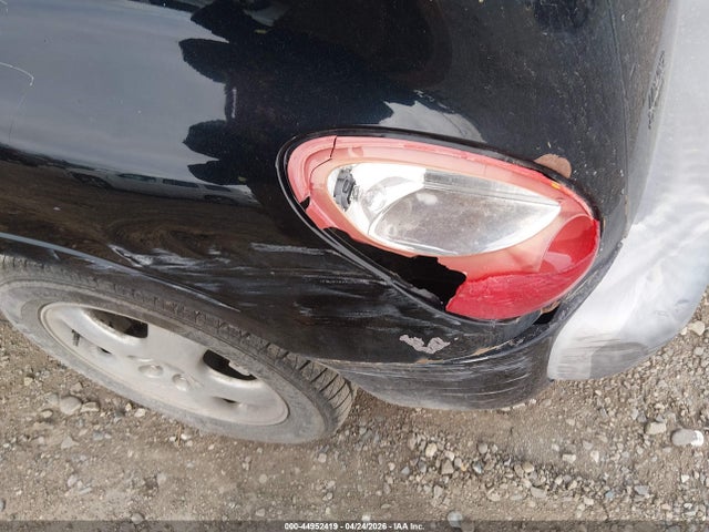 44952419 :رقم المزاد ، 3C8FY68B32T284711 vin ، 2002 Chrysler Pt Cruiser Limited مزاد بيع
