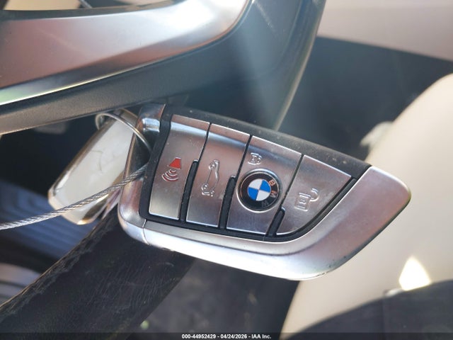 Продажа на аукционе авто 2019 Bmw X3 Sdrive30i, vin: 5UXTR7C56KLF23920, номер лота: 44952429