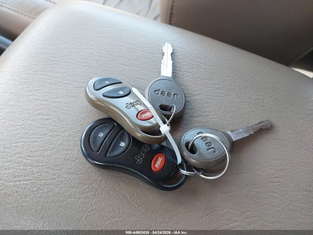 Продажа на аукционе авто 2001 Jeep Grand Cherokee Limited, vin: 1J4GX58S61C528679, номер лота: 44952430