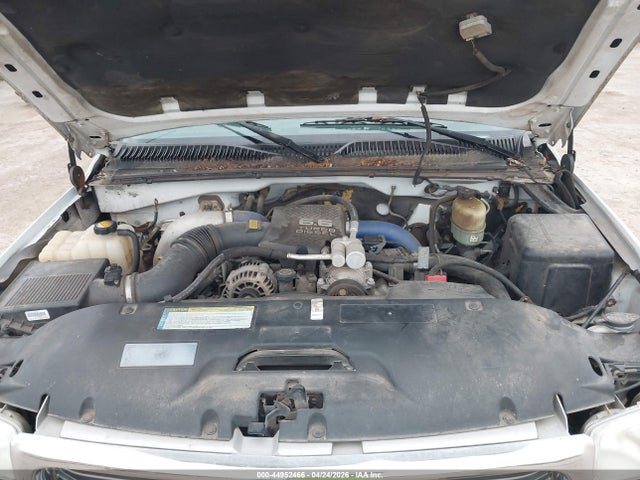 44952466 :رقم المزاد ، 1GTHC24111E211401 vin ، 2001 Gmc Sierra 2500hd Sle مزاد بيع