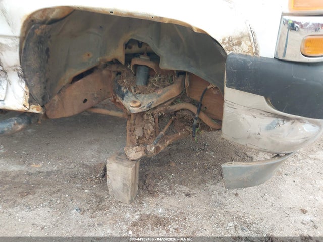 44952466 :رقم المزاد ، 1GTHC24111E211401 vin ، 2001 Gmc Sierra 2500hd Sle مزاد بيع