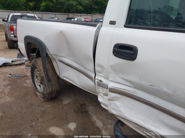 44952466 :رقم المزاد ، 1GTHC24111E211401 vin ، 2001 Gmc Sierra 2500hd Sle مزاد بيع