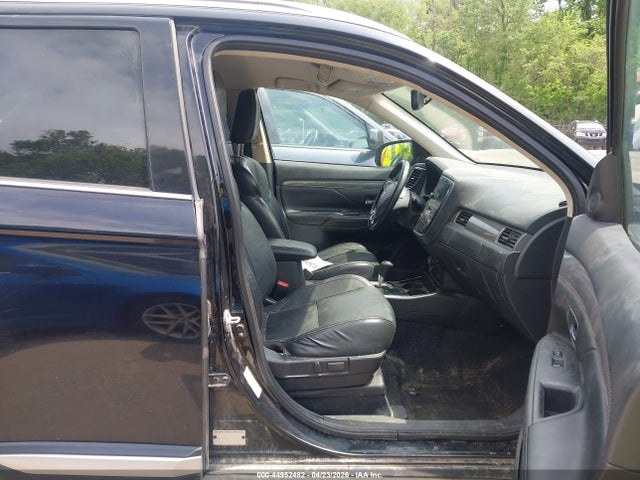 44952482 :رقم المزاد ، JA4AZ3A31KZ014163 vin ، 2019 Mitsubishi Outlander Sel مزاد بيع