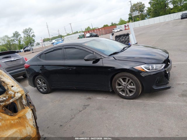 Продажа на аукционе авто 2018 Hyundai Elantra Sel, vin: 5NPD84LF1JH295423, номер лота: 44952513