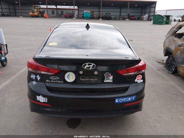 Продажа на аукционе авто 2018 Hyundai Elantra Sel, vin: 5NPD84LF1JH295423, номер лота: 44952513