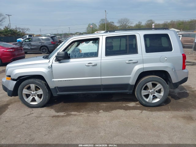 44952532 :رقم المزاد ، 1C4NJRBB2CD657935 vin ، 2012 Jeep Patriot Sport مزاد بيع