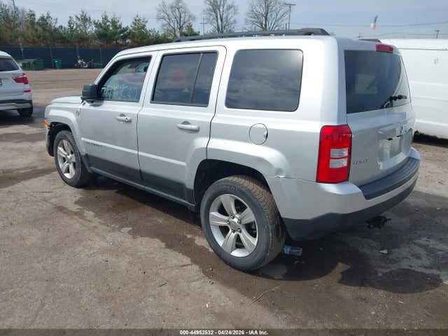 44952532 :رقم المزاد ، 1C4NJRBB2CD657935 vin ، 2012 Jeep Patriot Sport مزاد بيع