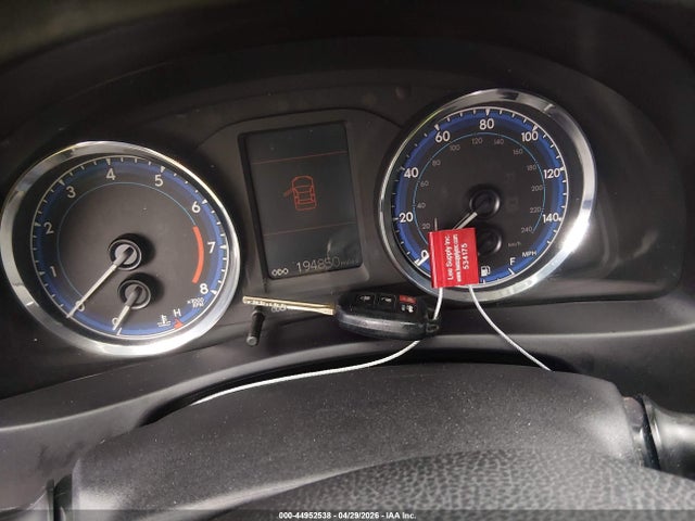 Toyota COROLLA LE 2018 5YFBURHE5JP770526 Image 11