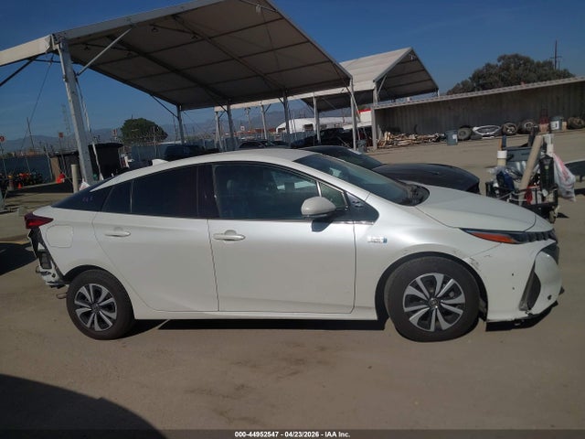 Продаж на аукціоні авто 2019 Toyota Prius Prime Premium, vin: JTDKARFP0K3109249, номер лоту: 44952547