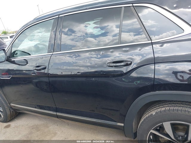 Продаж на аукціоні авто 2024 Volkswagen Atlas Cross Sport 2.0t Sel Premium R-line, vin: 1V2FE2CA2RC224540, номер лоту: 44952568