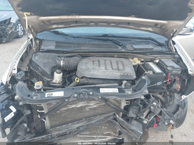44952643 :رقم المزاد ، 2C4RC1GGXDR665281 vin ، 2013 Chrysler Town & Country Limited مزاد بيع