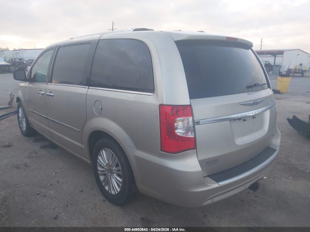 44952643 :رقم المزاد ، 2C4RC1GGXDR665281 vin ، 2013 Chrysler Town & Country Limited مزاد بيع