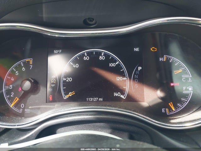44952665 :رقم المزاد ، 1C4RJFAG0FC116065 vin ، 2015 Jeep Grand Cherokee Altitude مزاد بيع
