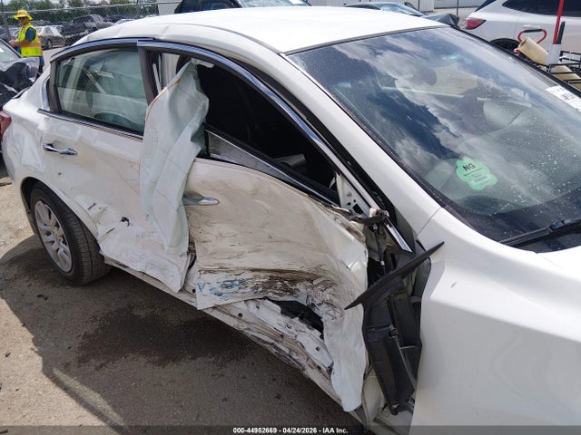 2018 Nissan Altima 2.5 S მანქანა იყიდება აუქციონზე, vin: 1N4AL3AP1JC476806, აუქციონის ნომერი: 44952669