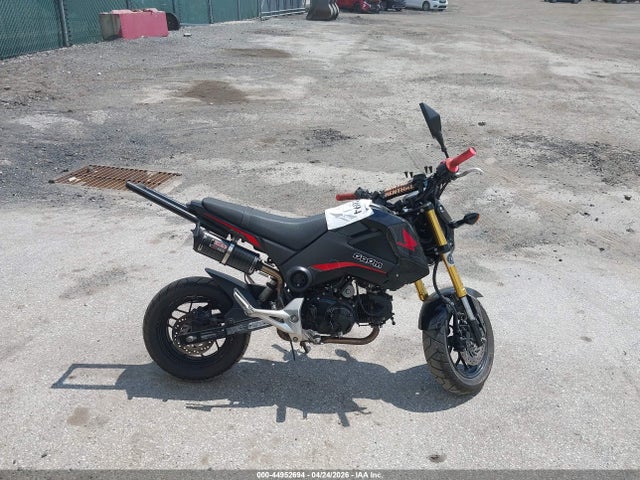 2015 Honda Grom 125 მანქანა იყიდება აუქციონზე, vin: MLHJC6119F5106140, აუქციონის ნომერი: 44952694