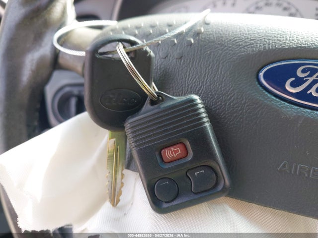 2005 Ford Explorer Sport Trac Adrenalin/xls/xlt მანქანა იყიდება აუქციონზე, vin: 1FMZU67K35UA53129, აუქციონის ნომერი: 44952695