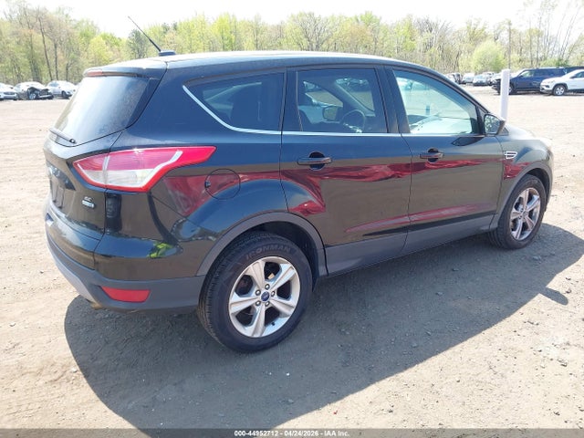 Продажа на аукционе авто 2016 Ford Escape Se, vin: 1FMCU9GX6GUA48187, номер лота: 44952712