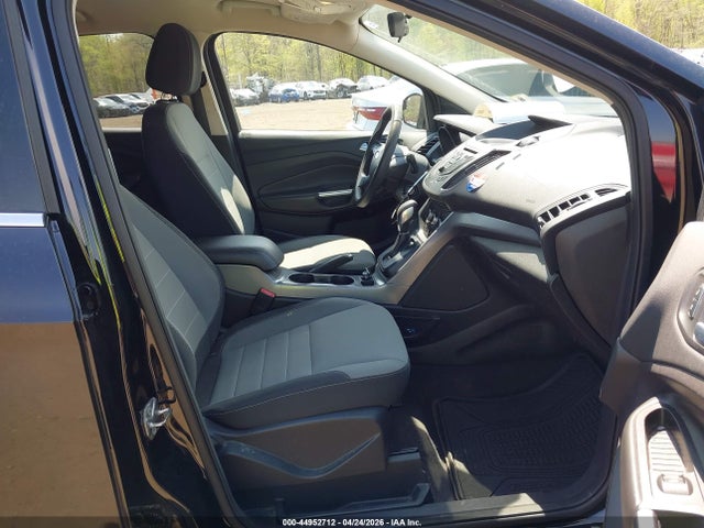 Продажа на аукционе авто 2016 Ford Escape Se, vin: 1FMCU9GX6GUA48187, номер лота: 44952712