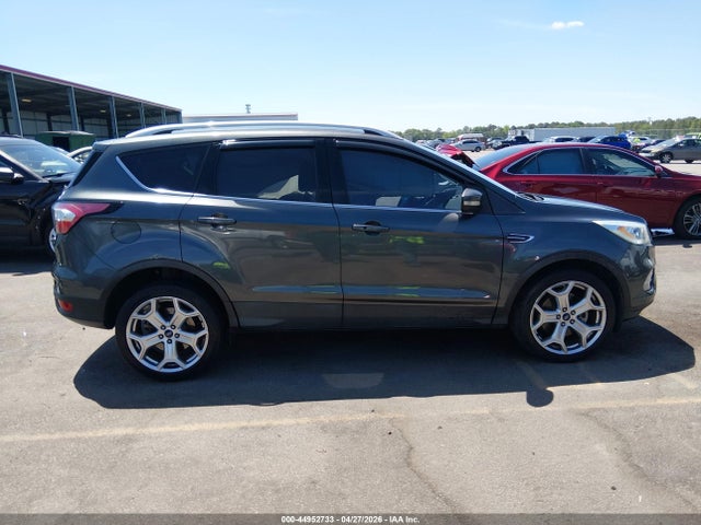 44952733 :رقم المزاد ، 1FMCU9J95HUF01677 vin ، 2017 Ford Escape Titanium مزاد بيع
