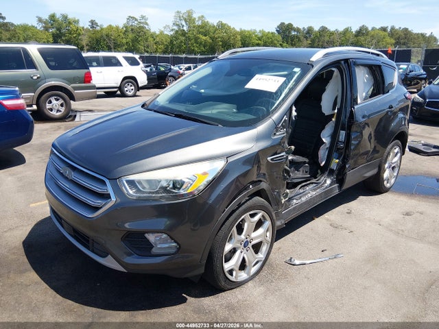 44952733 :رقم المزاد ، 1FMCU9J95HUF01677 vin ، 2017 Ford Escape Titanium مزاد بيع
