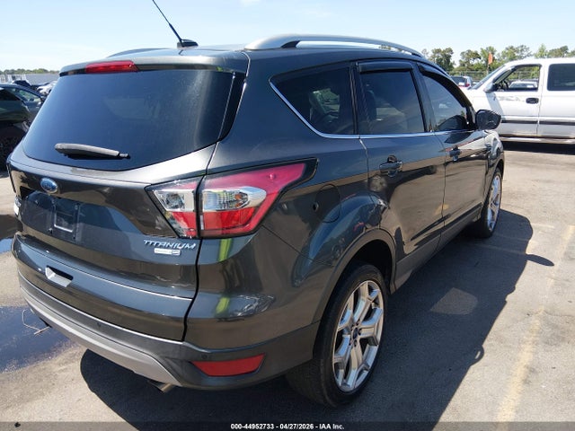 44952733 :رقم المزاد ، 1FMCU9J95HUF01677 vin ، 2017 Ford Escape Titanium مزاد بيع